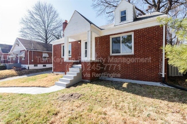 property at 3513 West Pl