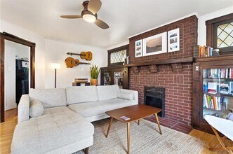 5939 Alder St in Pittsburgh, PA - Foto de edificio - Building Photo