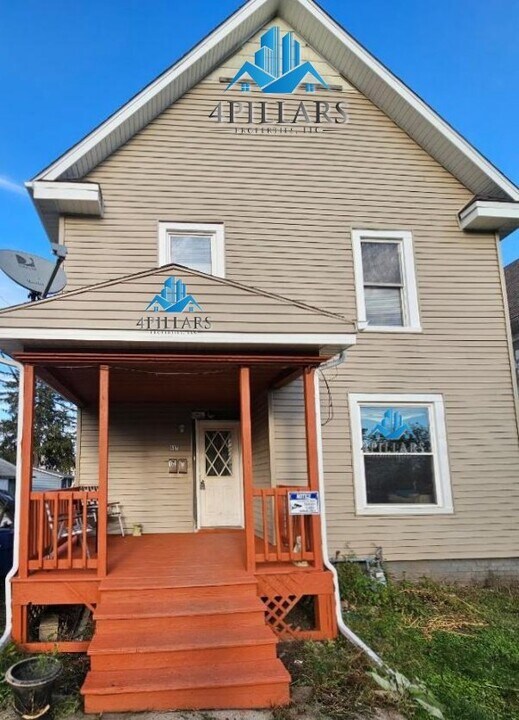 907 Jackson St in La Porte, IN - Building Photo