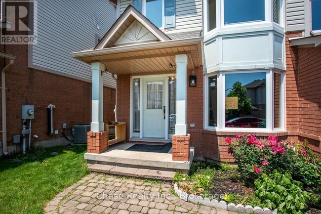 5047 Kempling Ln in Burlington, ON - Building Photo - Building Photo