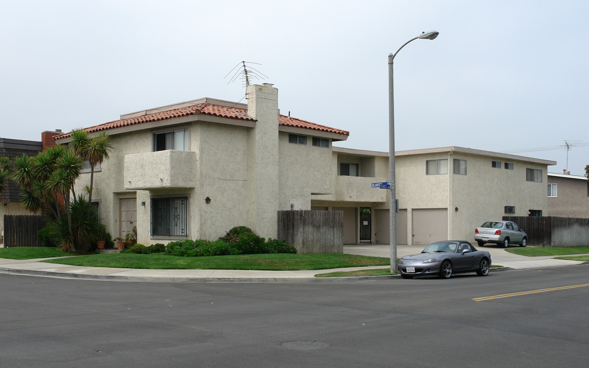 16741 Blanton St in Huntington Beach, CA - Building Photo