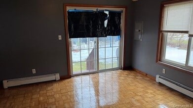 119 Old Turnpike Rd in Bloomingburg, NY - Building Photo - Building Photo