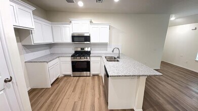 1216 NW 113th St in Oklahoma City, OK - Building Photo - Building Photo