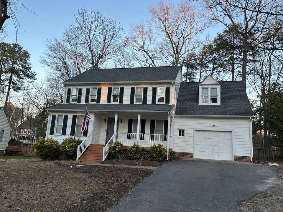 4709 Rollingwood Ln in Glen Allen, VA - Building Photo