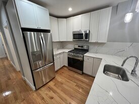 15 Harold St, Unit 1 in Somerville, MA - Building Photo
