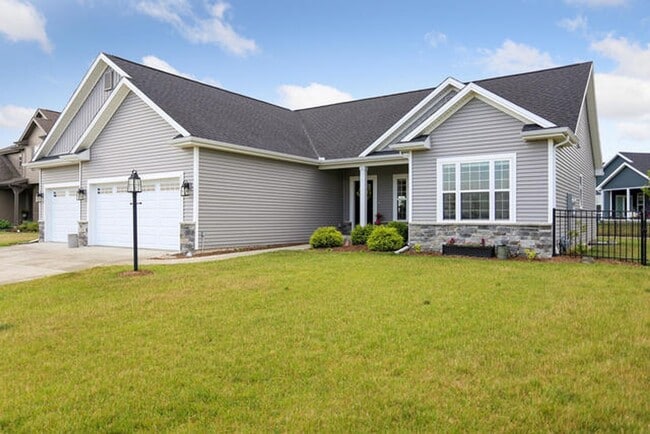 1503 Yankee Ln in Champaign, IL - Building Photo - Building Photo