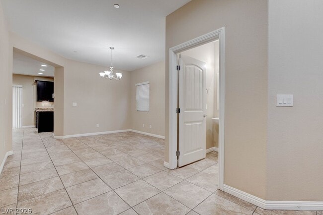 1067 Fish Pond Ave in Las Vegas, NV - Building Photo - Building Photo