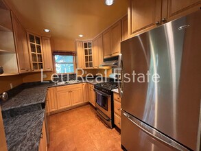 6030 19th Ave in Sacramento, CA - Building Photo - Building Photo