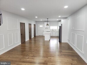 1214 Roosevelt Dr in Havertown, PA - Building Photo - Building Photo
