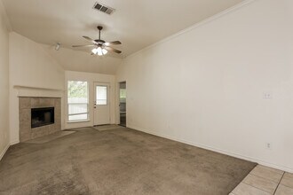 4050 Cottage Park Ct in Arlington, TX - Building Photo - Building Photo