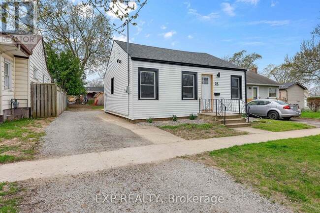 23 Sandown St