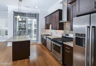 725 N Aberdeen St in Chicago, IL - Building Photo - Building Photo