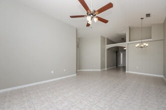 4616 Falcon Ave in Kissimmee, FL - Building Photo - Building Photo