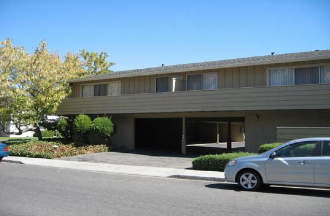 Latham West in Mountain View, CA - Foto de edificio