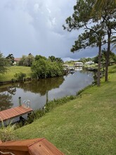 362 NE Camelot Dr in Port St. Lucie, FL - Foto de edificio - Building Photo