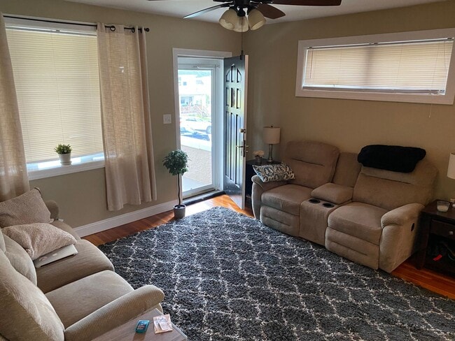 406 W 10th Ave in Conshohocken, PA - Building Photo - Building Photo