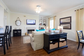 The Reserve in Montgomery, AL - Foto de edificio - Interior Photo