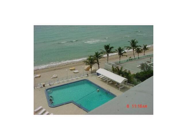 4010 Galt Ocean Dr, Unit 1016 in Fort Lauderdale, FL - Foto de edificio - Building Photo