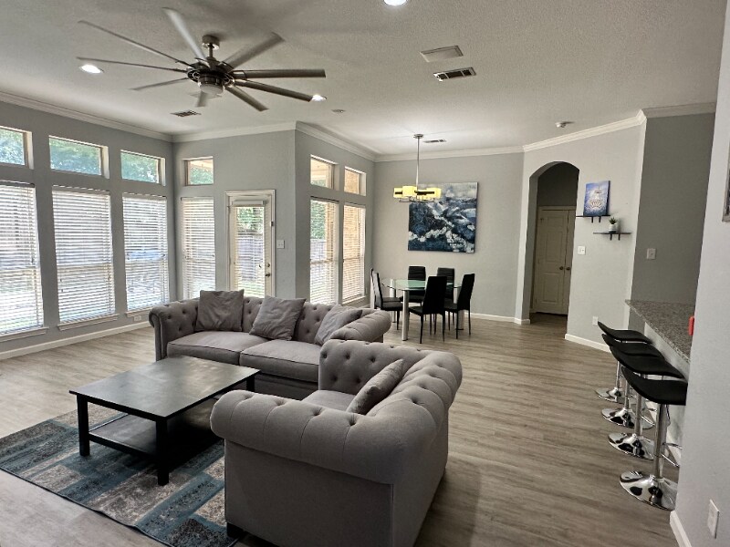 2506 Spring Hill Ln in Garland, TX - Building Photo