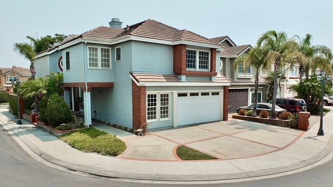 property at 6225 Napoli Ct