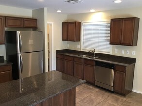18127 W Smokey Dr in Surprise, AZ - Building Photo - Building Photo