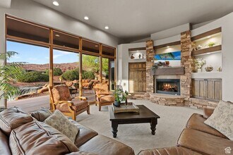 2410 W Entrada Trail in Saint George, UT - Building Photo - Building Photo