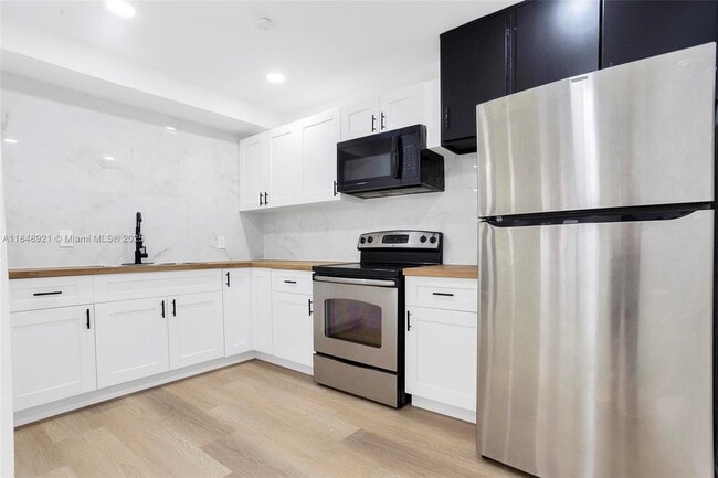 property at 1528 NE 145th St
