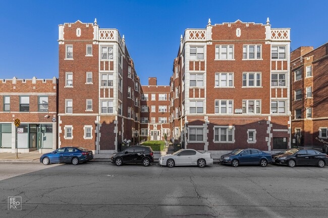 7131-45 S Yates Blvd Chicago, IL 60649 in Chicago, IL - Foto de edificio - Building Photo