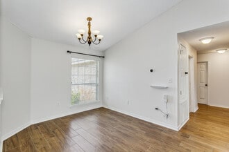 2208 Seascale Ct in Navarre, FL - Building Photo - Building Photo