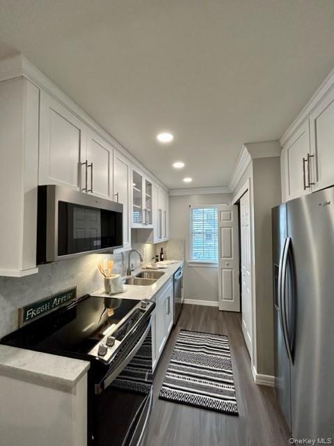 197 Cassa Loop in Holtsville, NY - Foto de edificio