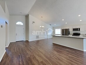 311 Hartwell Ln in Davenport, FL - Building Photo - Building Photo