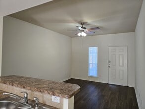 10017 Amber Cir in Waco, TX - Building Photo - Building Photo