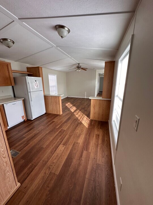 5 Jacob Dr in Clifton Park, NY - Building Photo