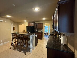 5550 Casa Calvet Dr in Katy, TX - Building Photo - Building Photo
