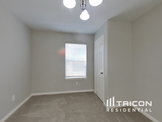 6323 Mountain Pines Ln in Katy, TX - Building Photo - Building Photo
