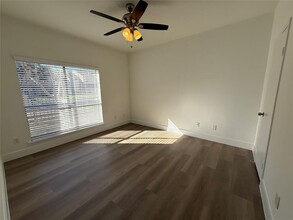 2025 Augusta Dr in Houston, TX - Building Photo - Building Photo
