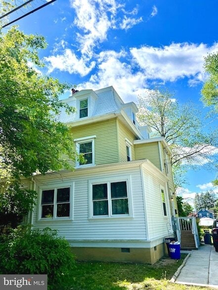 property at 102 Myrtle Ave