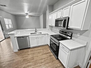 2210 N 91st Ln in Phoenix, AZ - Building Photo - Building Photo