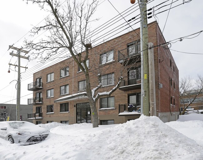 3925 Saint-Kevin