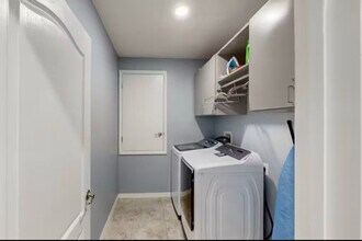438 SW Naftal Pl in Port St. Lucie, FL - Building Photo - Building Photo