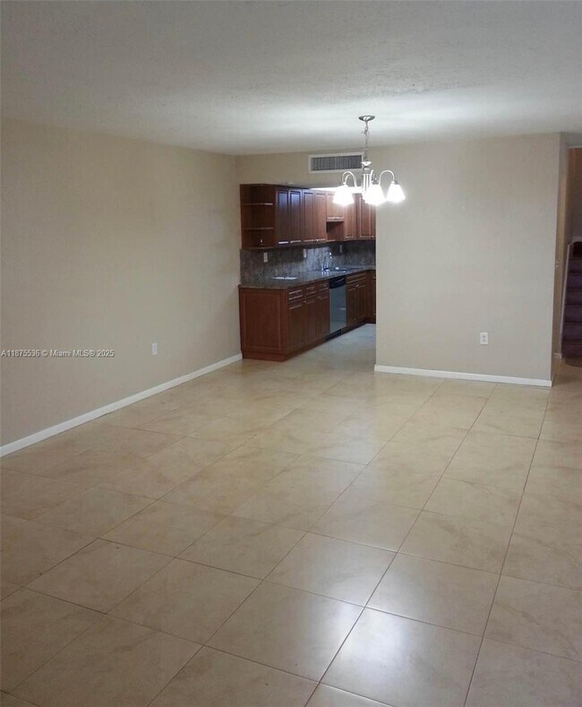 14377 SW 97th Terrace in Miami, FL - Building Photo - Building Photo