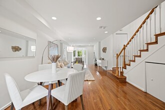 1429 S St NW in Washington, DC - Building Photo - Interior Photo