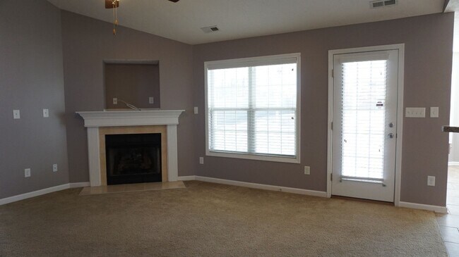 1309 Snowy Egret Dr in Fayetteville, NC - Building Photo - Building Photo