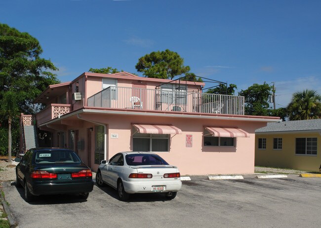 3041 NE 20th Ter in Fort Lauderdale, FL - Building Photo - Building Photo