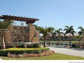 983 SW 147th Ave in Pembroke Pines, FL - Building Photo