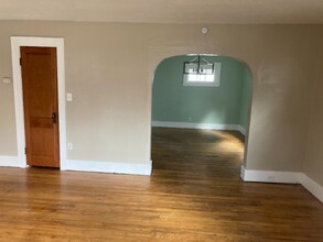 305 Stafford Ave in Syracuse, NY - Foto de edificio - Building Photo