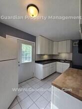 3300 Lincoln St NE in Minneapolis, MN - Building Photo - Building Photo