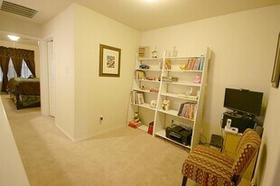 24654 Folkstone Cir in Katy, TX - Building Photo