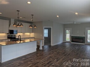 113 Mainview Dr in Mooresville, NC - Building Photo - Building Photo