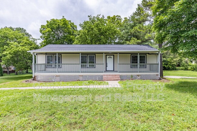 property at 919 Oak Meadow Dr